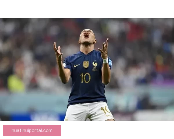 燃情绿茵之夜世界杯巅峰对决与传奇进球时刻精彩瞬间全景回顾 燃情绿茵之夜世界杯巅峰对决与传奇进球时刻精彩瞬间全景回顾